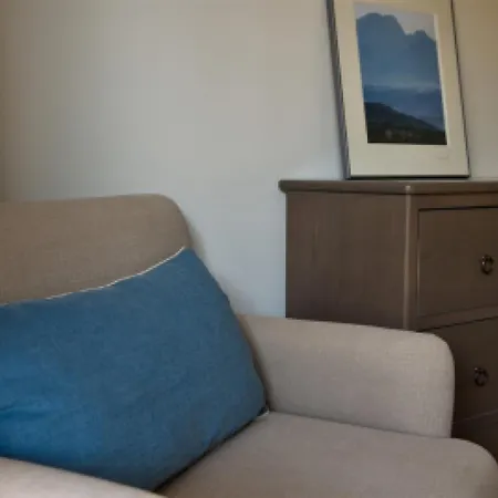 Apartment Sleeps 2 Wifi